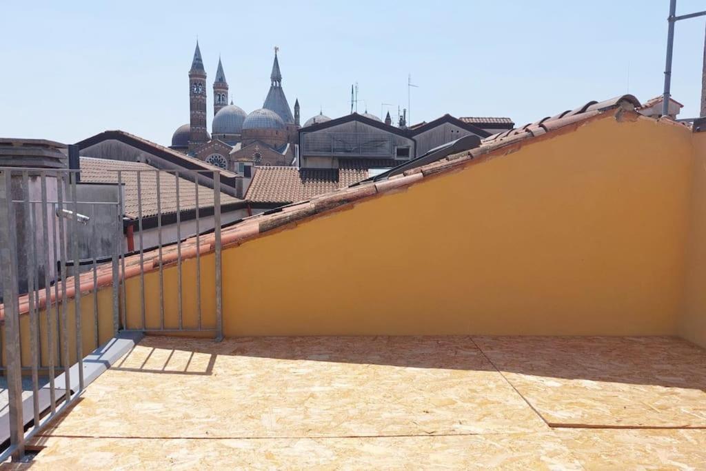 Residenza Subitosanto "Gigliola" 9A - Bilocale Con Terrazzo Esclusivo Cupola Basilica Di Sant'Antonio- Pádua Exterior foto